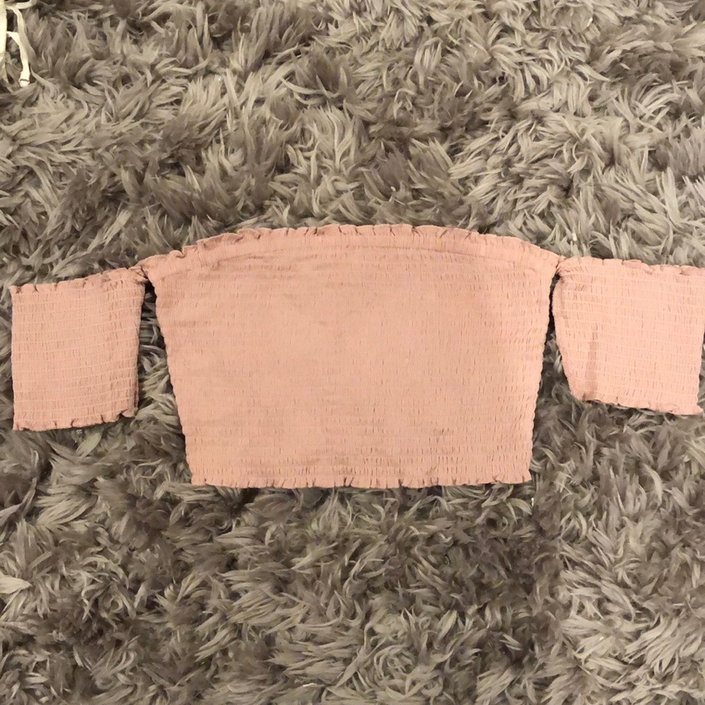 LA hearts rose colored crop top
